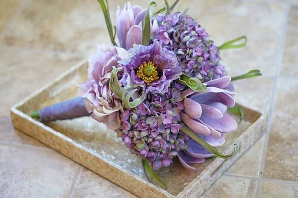 Lilac-and-Lavender-Wedding-Ideas-Trendy-Tuesday-03