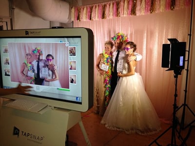 TapSnap Grand Rapids sarahderek wedding