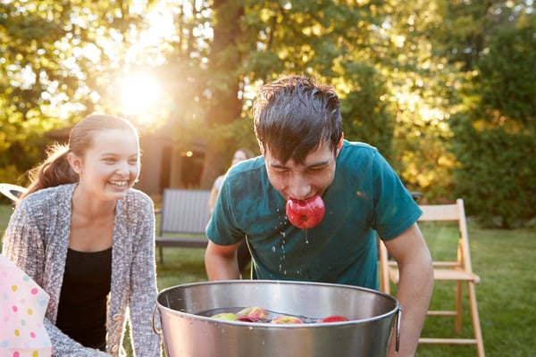 Apple Bobbing