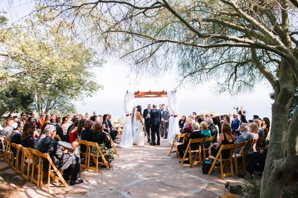 Malibu wedding with round seating